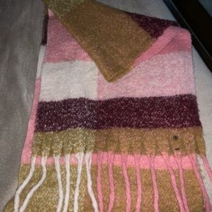 Express Blanket Scarf (BOGO 50% OFF)